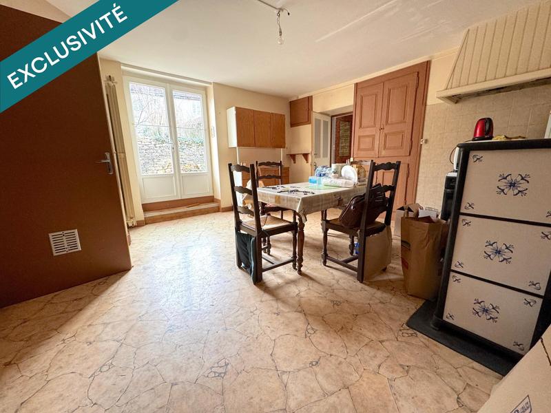 Maison - 245 m² - 9 pièces