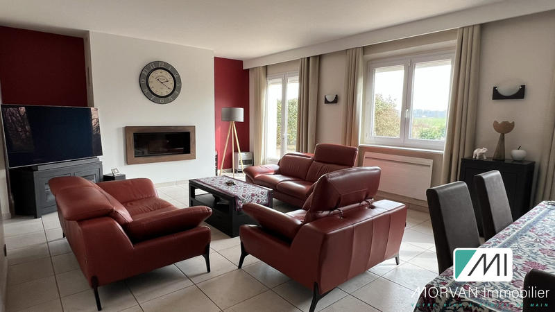 Maison - 240 m² - 7 pièces