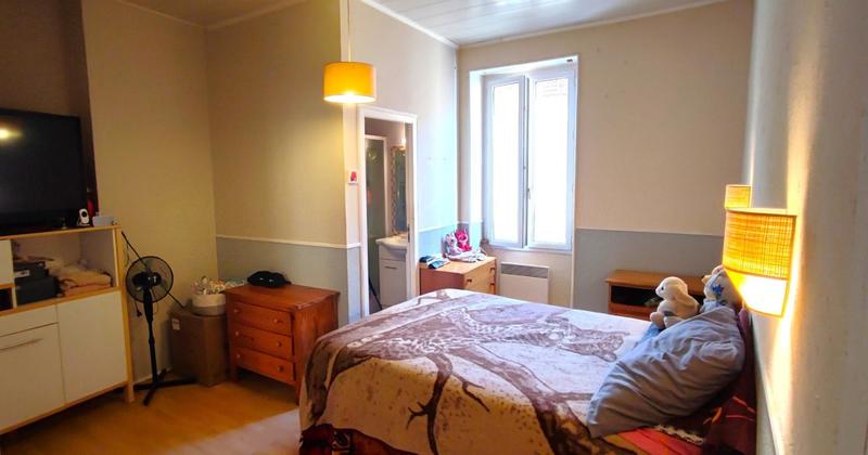 Appartement - 102 m² - 4 pièces