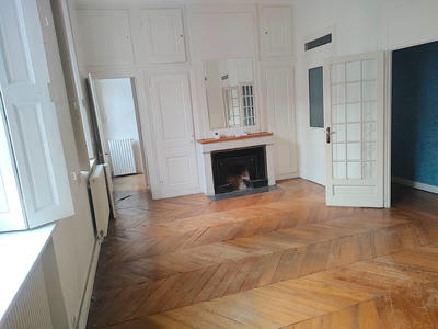 Appartement - 92 m² - 3 pièces