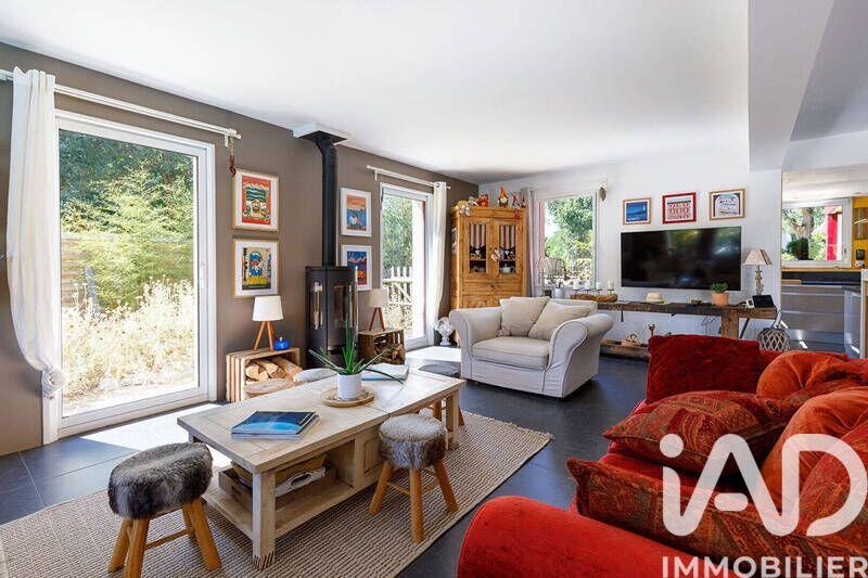 Maison - 193 m² - 6 pièces