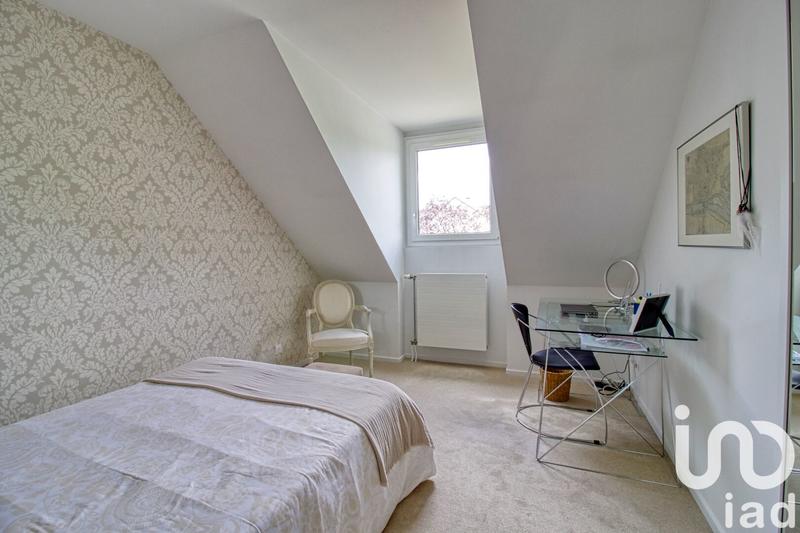 Maison - 200 m² - 9 pièces