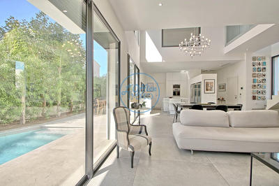 Maison contemporaine - 180 m² - 5 pièces