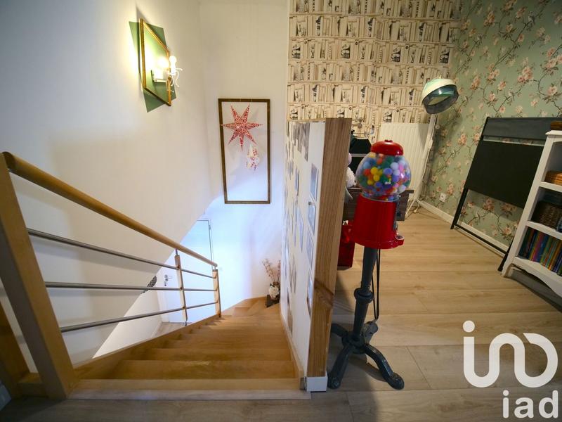 Maison - 166 m² - 7 pièces