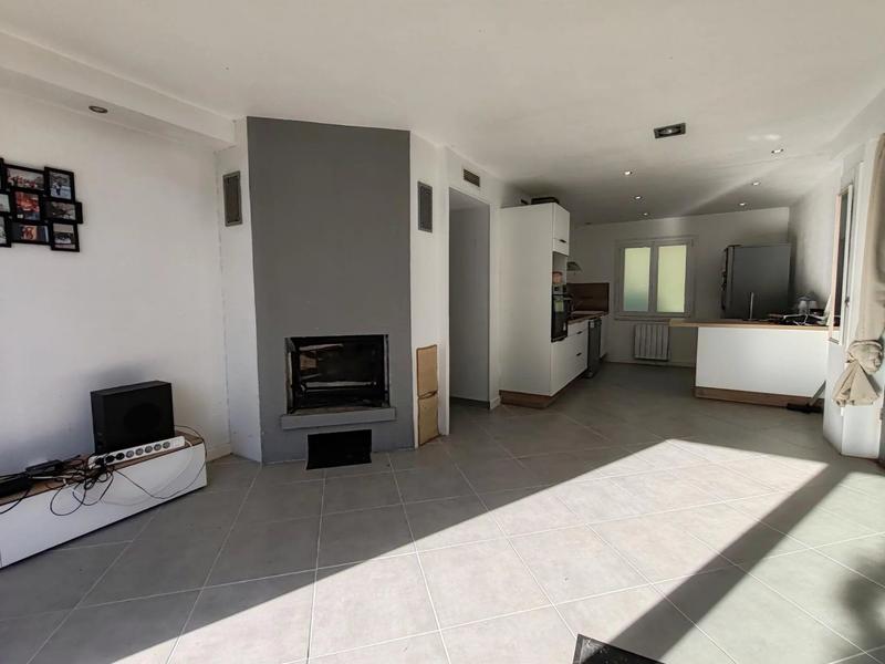 Maison - 63 m² - 3 pièces