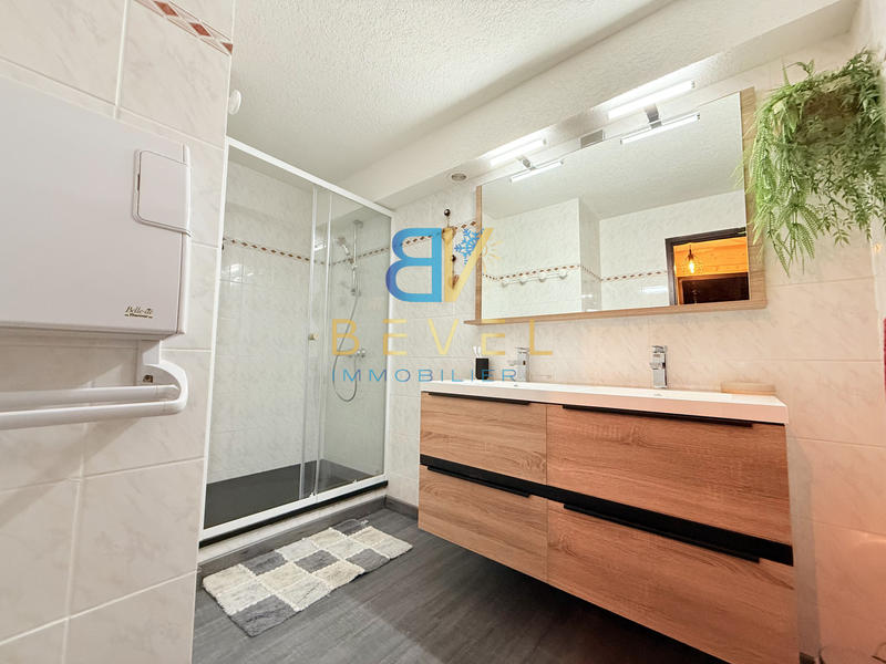 Châlet - 182 m² - 7 pièces