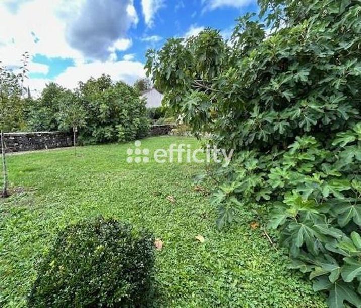 Maison - 267 m² - 11 pièces