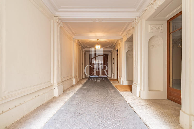 Appartement - 173 m² - 5 pièces