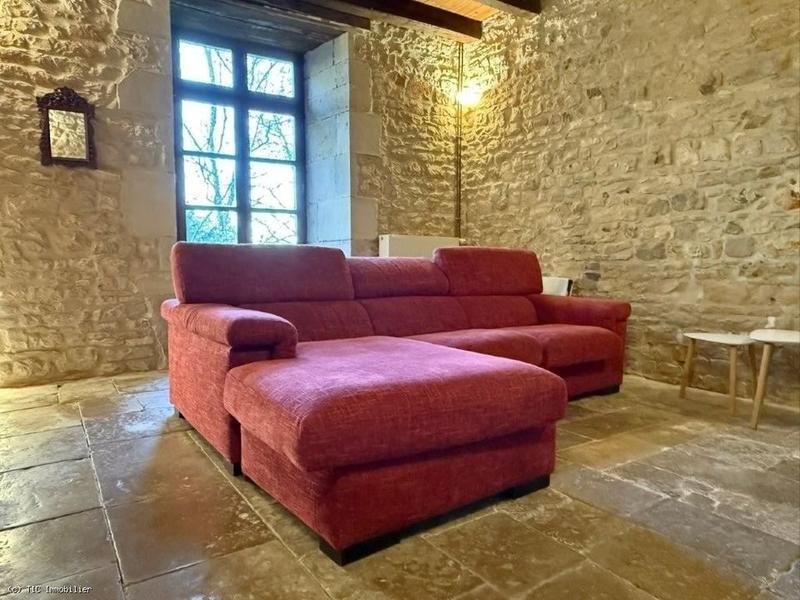 Maison - 258 m² - 9 pièces