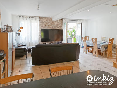 Maison - 104 m² - 5 pièces