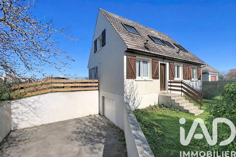 Maison - 112 m² - 6 pièces