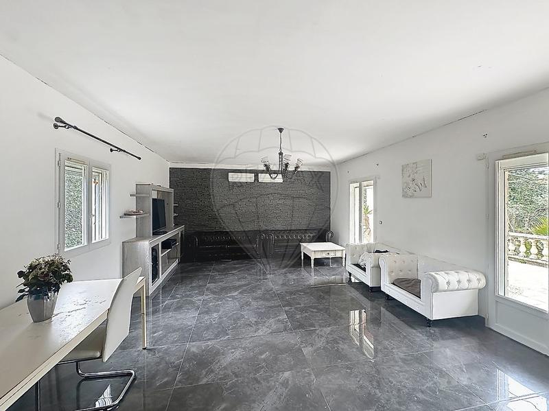 Maison - 145 m² - 6 pièces