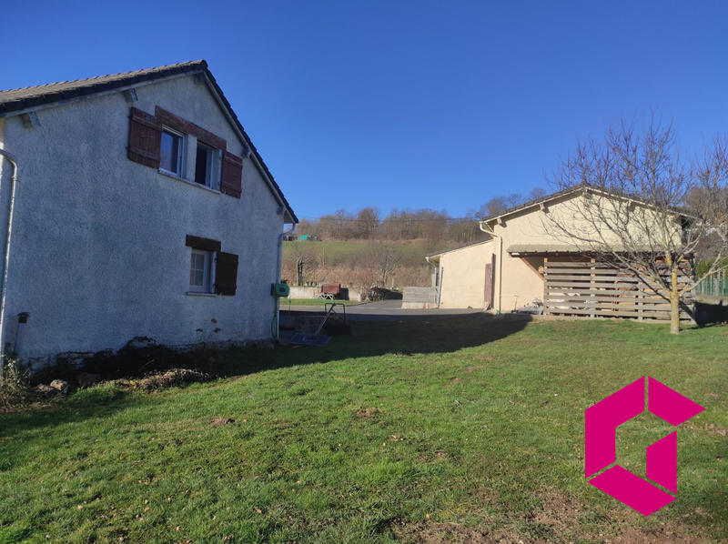 Maison - 160 m² - 8 pièces