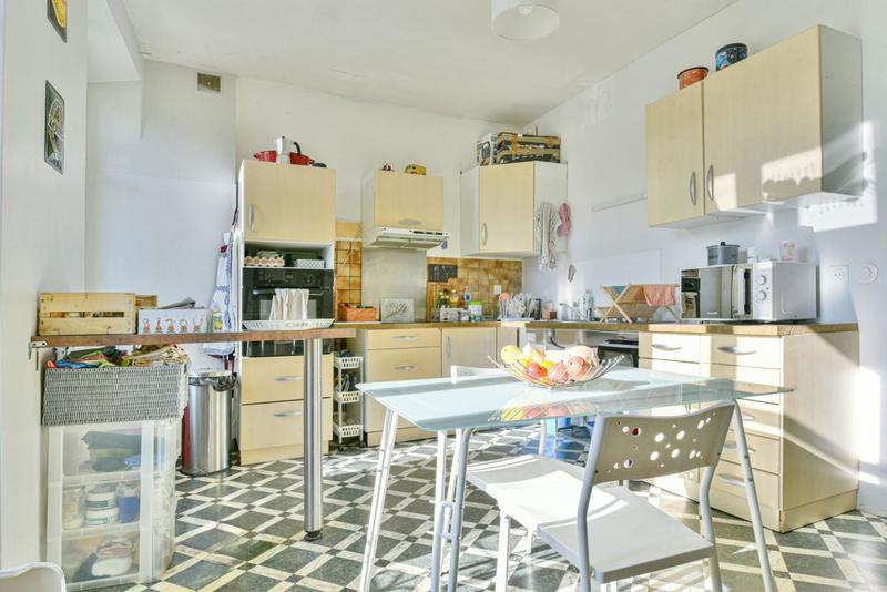 Appartement - 135 m² - 6 pièces