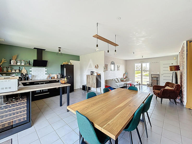 Maison - 109 m² - 6 pièces