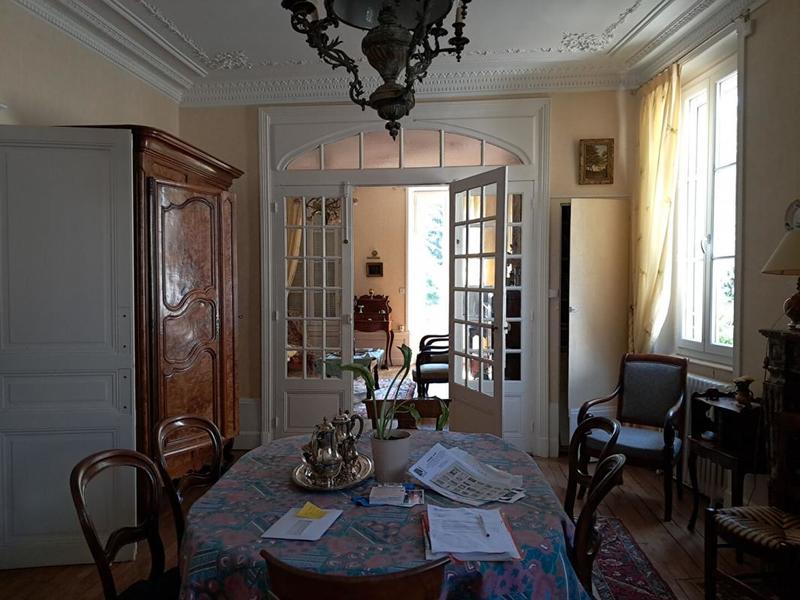 Appartement - 143 m² - 5 pièces