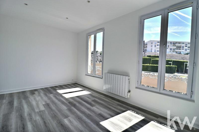 Immeuble - 100 m² - 2 pièces