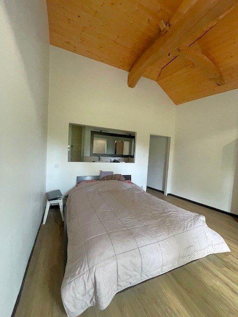 Maison - 180 m² - 8 pièces