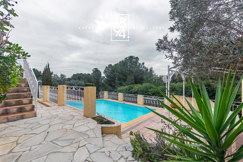 Villa - 145 m² - 4 pièces