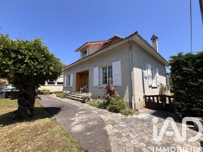 Maison - 137 m² - 6 pièces