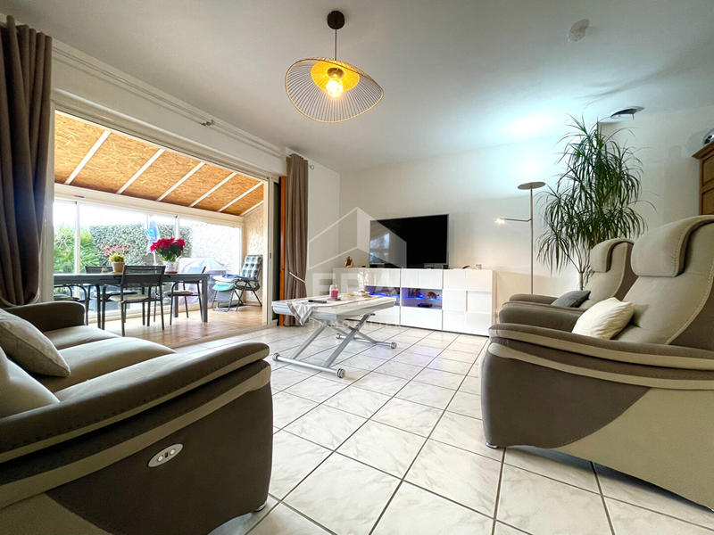 Maison - 104 m² - 5 pièces