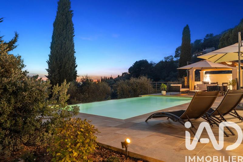 Maison de maîtres - 160 m² - 6 pièces