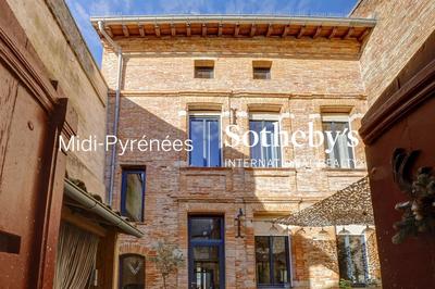 Maison - 258 m² - 5 pièces