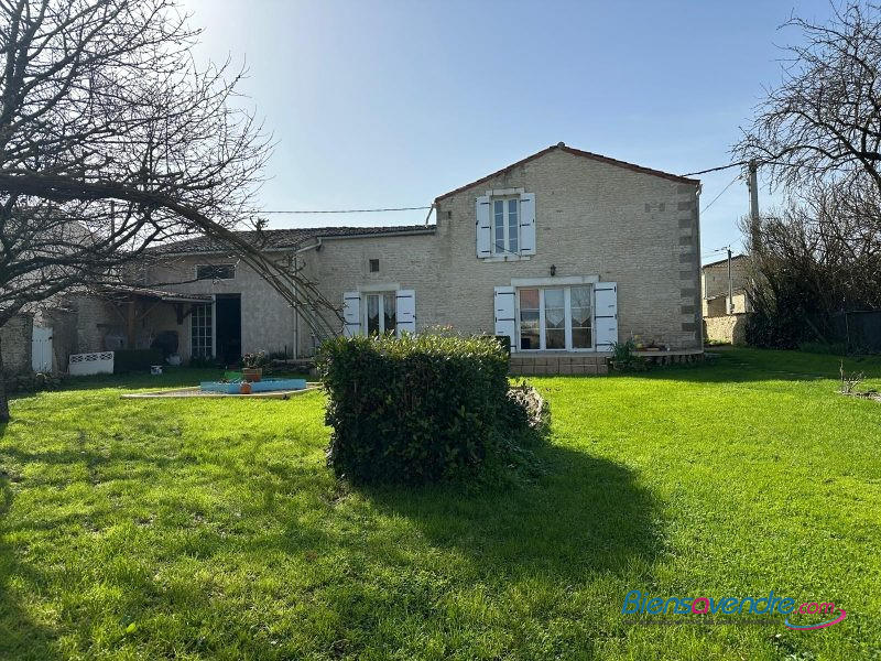 Maison ancienne - 190 m² - 5 pièces