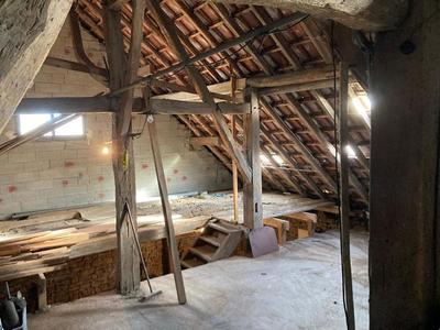 Maison - 157 m² - 10 pièces