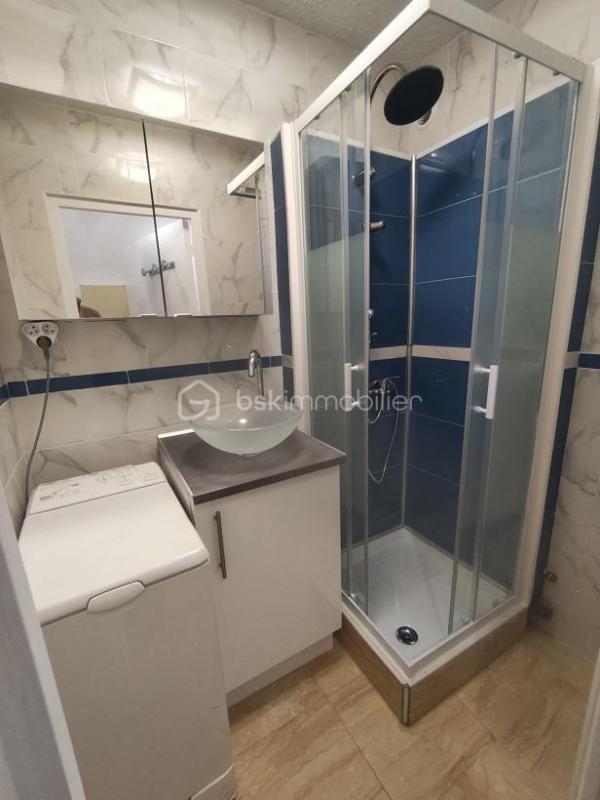 Studio - 24 m² - 1 pièce