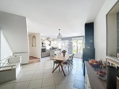 Maison - 100 m² - 5 pièces