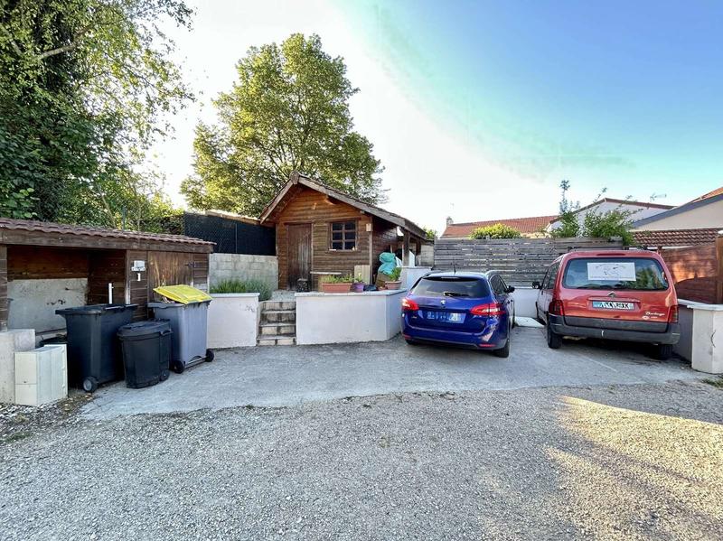 Maison traditionnelle - 160 m² - 6 pièces