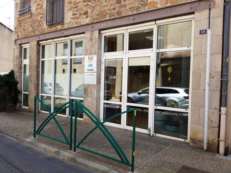 Bureau - 98 m² - 4 pièces