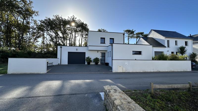 Maison - 110 m² - 4 pièces