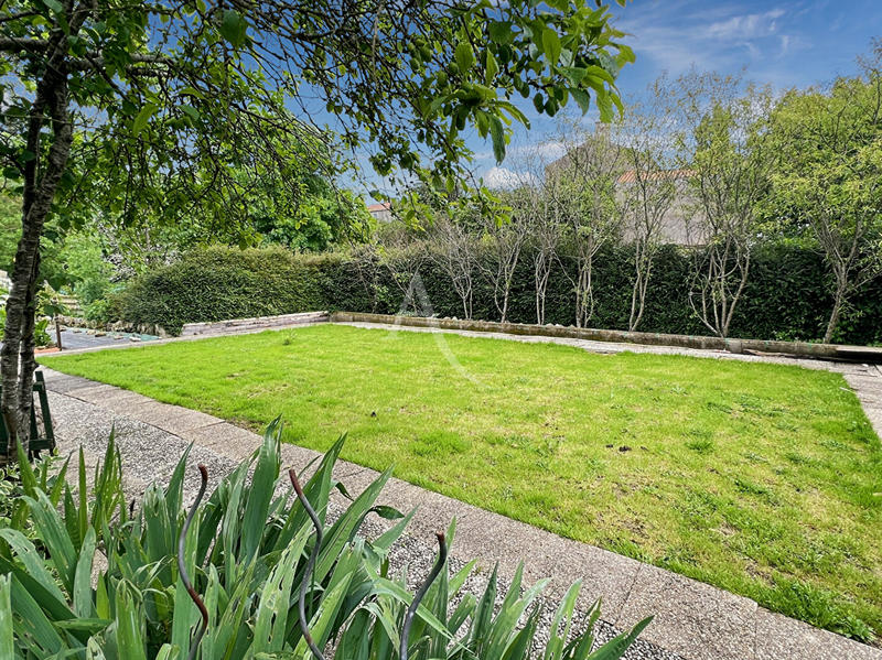 Maison - 162 m² - 6 pièces