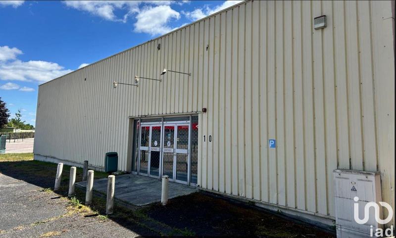 Local commercial - 4 000 m²