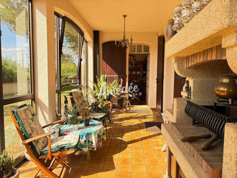 Maison traditionnelle - 228 m² - 5 pièces