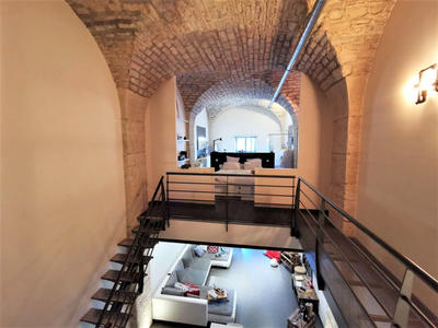 Appartement - 106 m² - 4 pièces