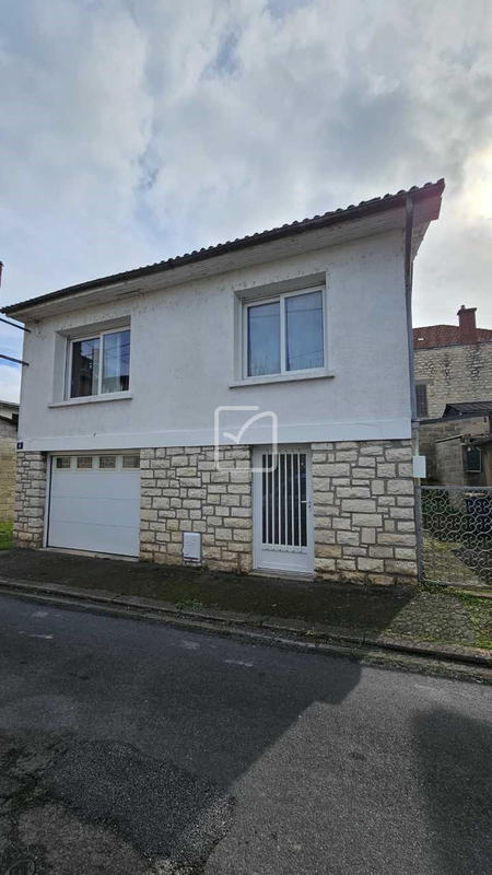 Maison - 84 m² - 5 pièces