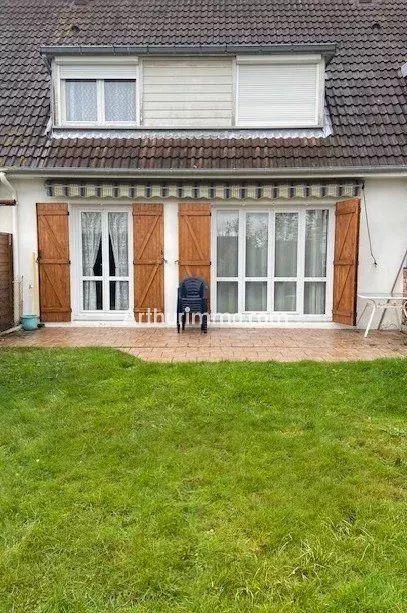 Maison - 92 m² - 5 pièces