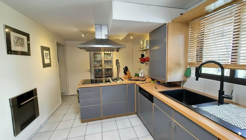 Maison - 142 m² - 5 pièces