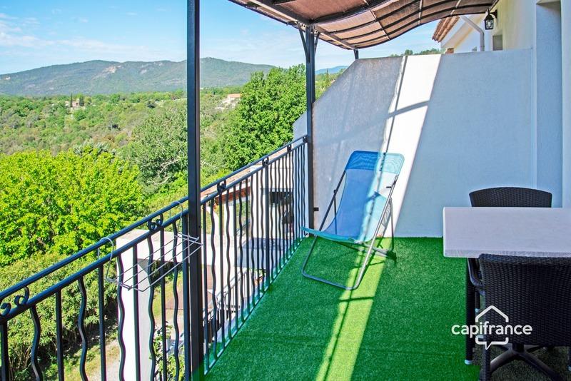 Maison - 351 m² - 16 pièces