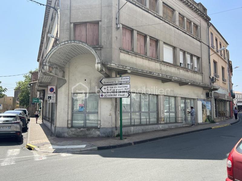 Local commercial - 150 m² - 5 pièces