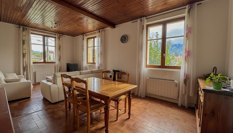 Appartement - 130 m² - 6 pièces