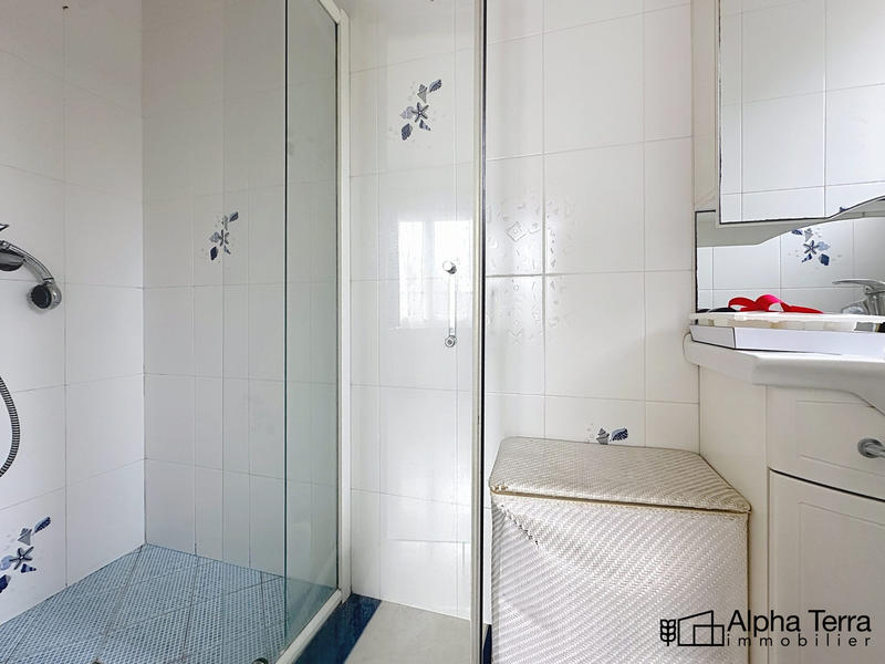 Maison - 139 m² - 7 pièces