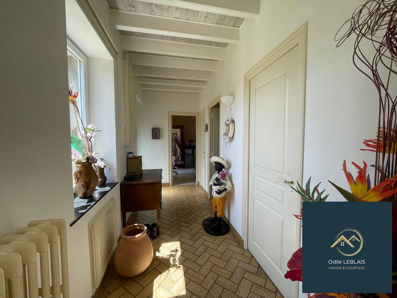 Viager - Maison traditionnelle - 145 m² - 4 pièces