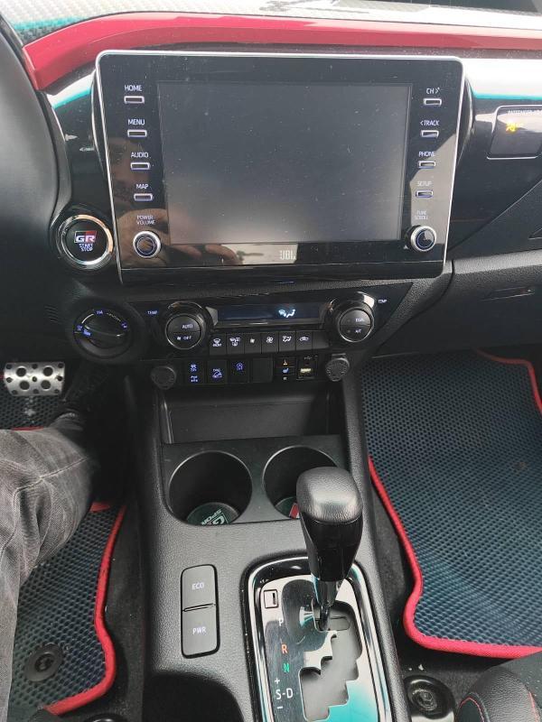 Toyota Hilux IV 4wd 2.8 d-4d 204 Double Cabine Gr Sport