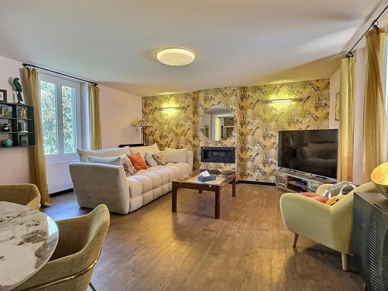 Maison - 99 m² - 5 pièces