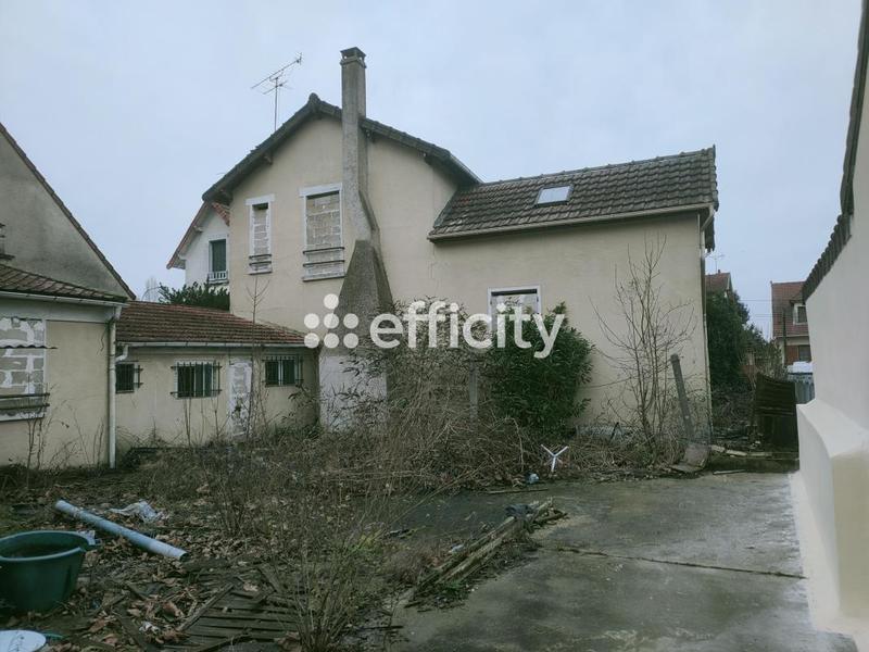 Maison - 97 m² - 5 pièces