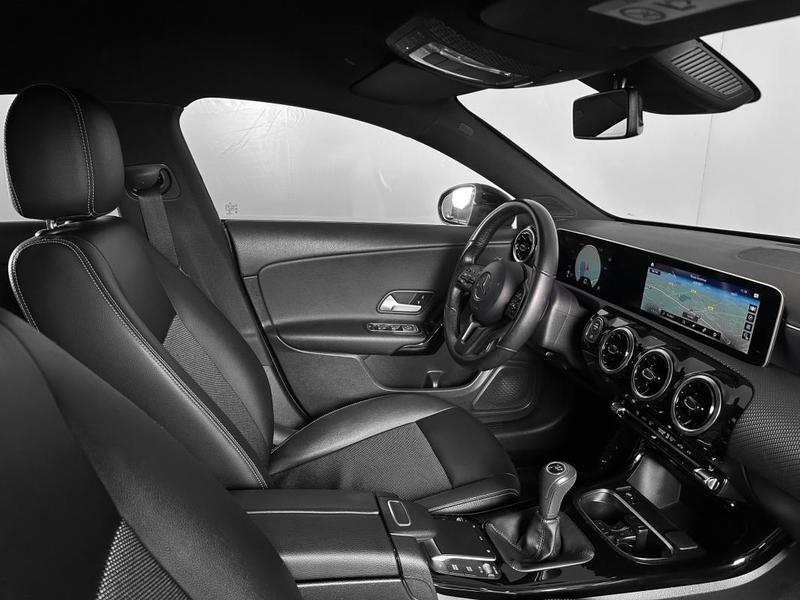 Mercedes Cla Shooting Brake 180d Full Led Cuir Grand Gps Regul Camera Park Assist 1°Main 116ch